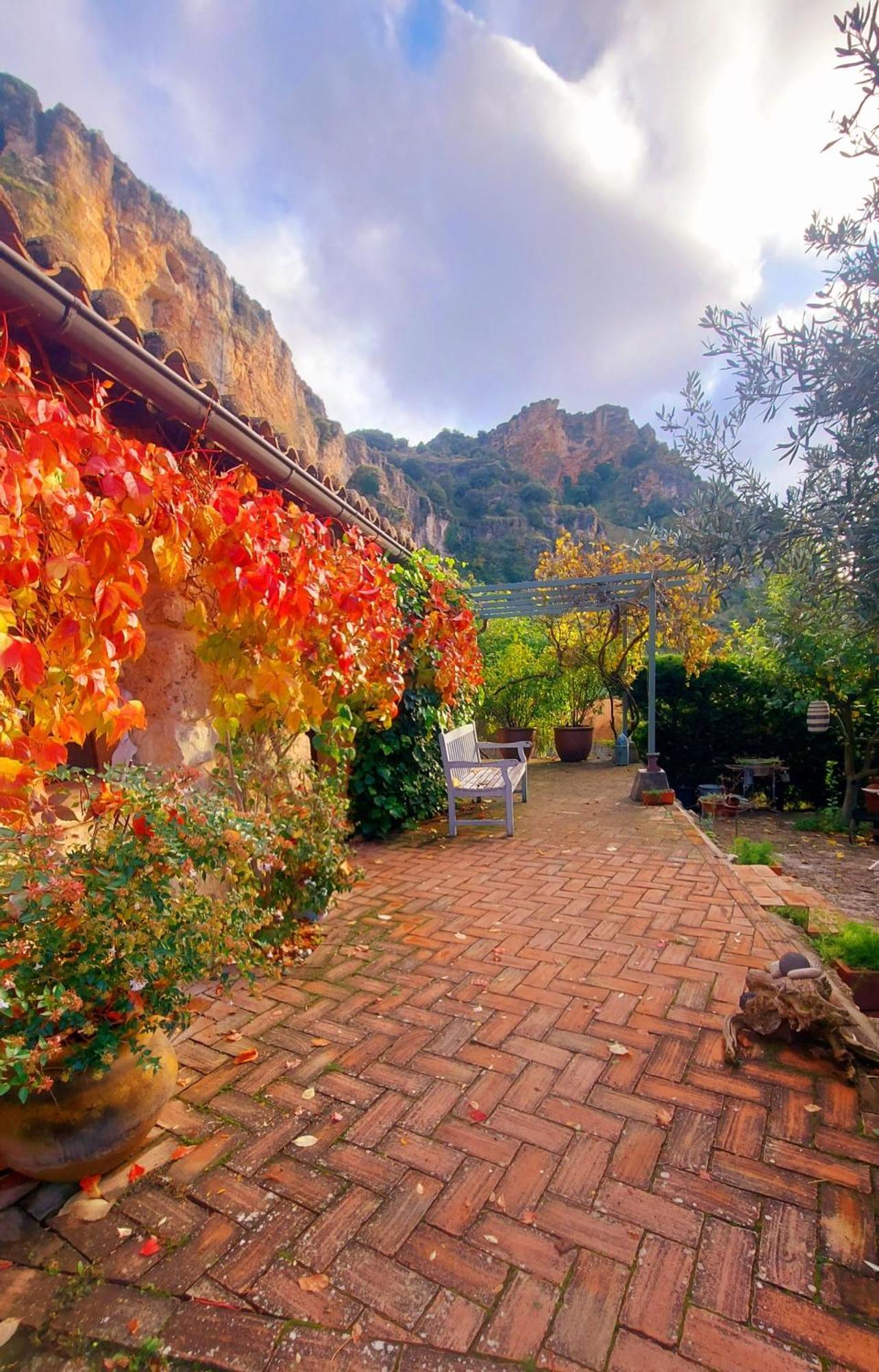 Casa Corazon De Piedra En El Rio Dulce Pension Aragosa Buitenkant foto